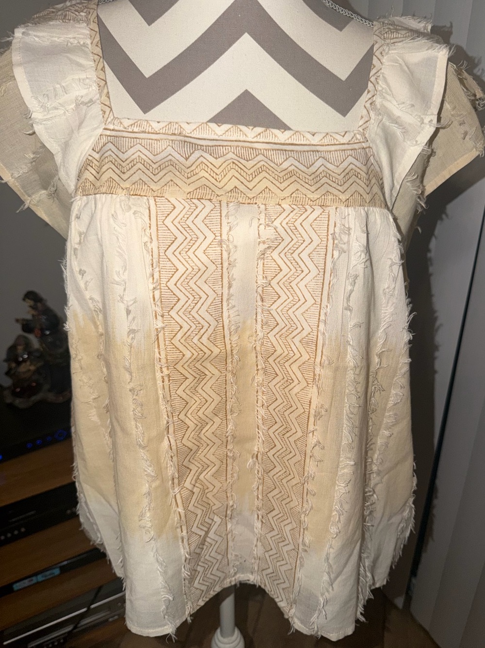Liverpool Los Angeles Ladies Boho Embroidered Cream Peasant Top medium NWT